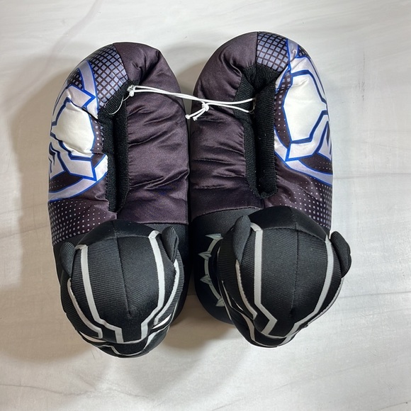 Marvel Avengers Kid’s Slippers Black/White sz 4/5(L) - Picture 5 of 7